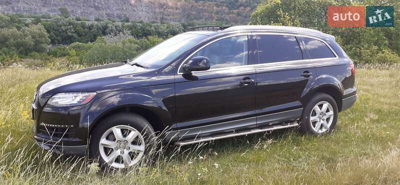 Внедорожник / Кроссовер Audi Q7 2011 в Гайвороне