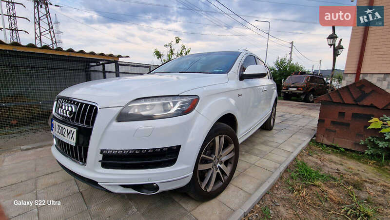 Позашляховик / Кросовер Audi Q7 2014 в Бучі