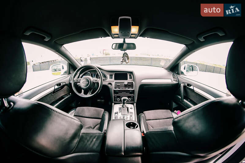 Внедорожник / Кроссовер Audi Q7 2012 в Мукачево