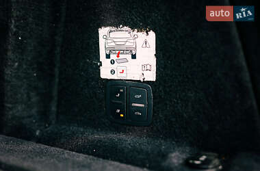 Позашляховик / Кросовер Audi Q7 2012 в 