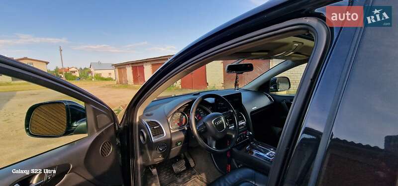 Позашляховик / Кросовер Audi Q7 2006 в Покровську
