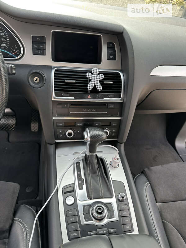 Позашляховик / Кросовер Audi Q7 2015 в Хусті фото 9 Позашляховик / Кросовер Audi Q7 2015 в Хусті