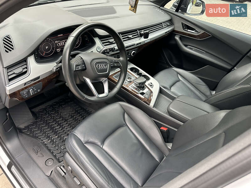Внедорожник / Кроссовер Audi Q7 2018 в Львове