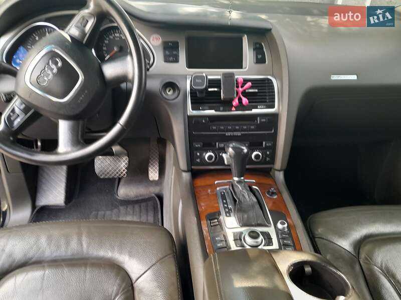 Внедорожник / Кроссовер Audi Q7 2007 в Тернополе