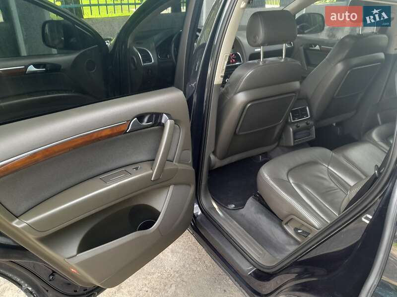 Внедорожник / Кроссовер Audi Q7 2007 в Тернополе