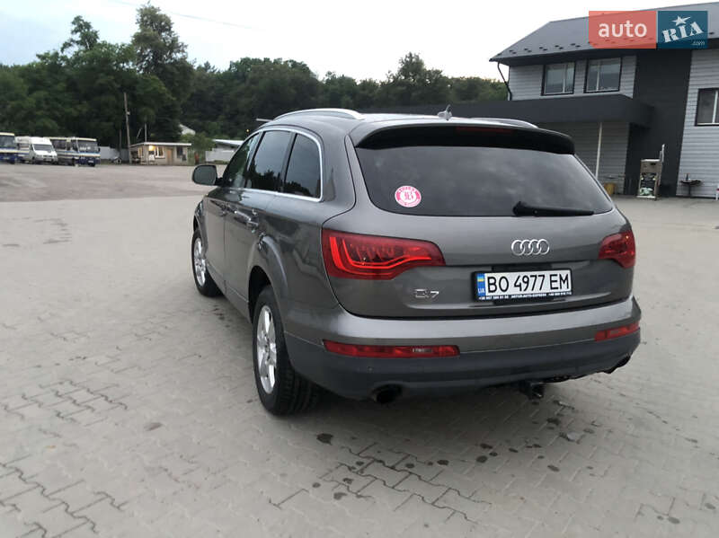 Внедорожник / Кроссовер Audi Q7 2012 в Бучаче