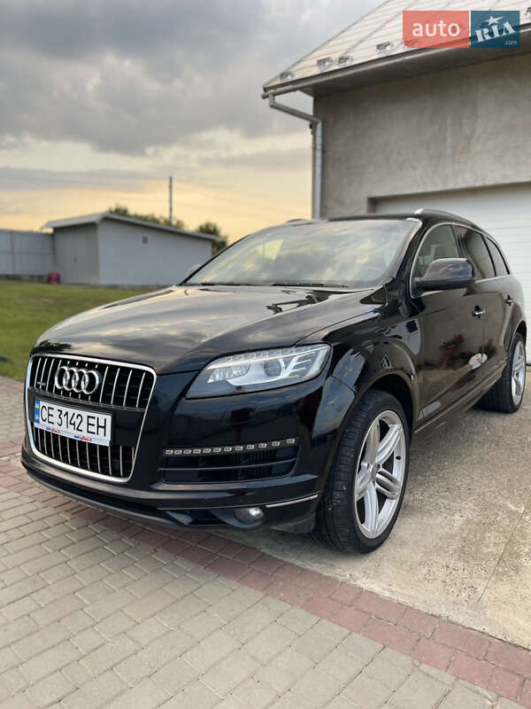 Внедорожник / Кроссовер Audi Q7 2010 в Черновцах