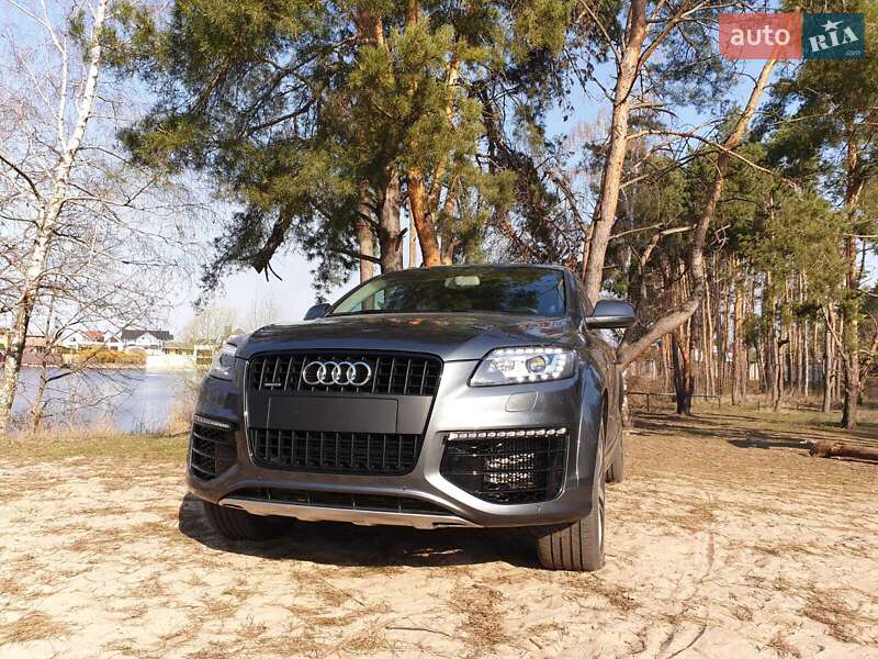 Внедорожник / Кроссовер Audi Q7 2015 в Киеве
