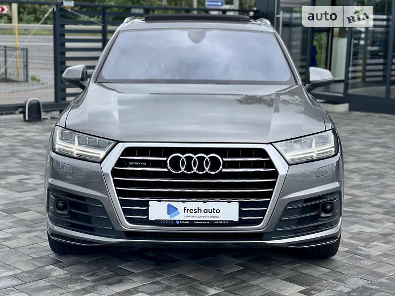 Внедорожник / Кроссовер Audi Q7 2015 в Ровно фото 4 Внедорожник / Кроссовер Audi Q7 2015 в Ровно