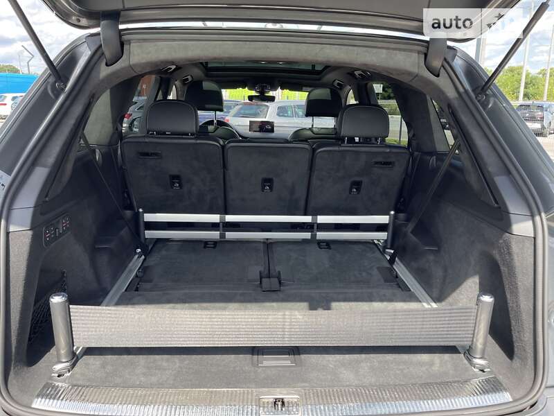 Внедорожник / Кроссовер Audi Q7 2015 в Ровно фото 31 Внедорожник / Кроссовер Audi Q7 2015 в Ровно