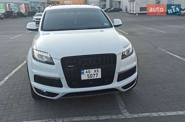 Внедорожник / Кроссовер Audi Q7 2015 в Павлограде