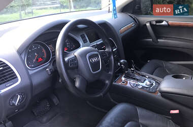 Внедорожник / Кроссовер Audi Q7 2009 в 