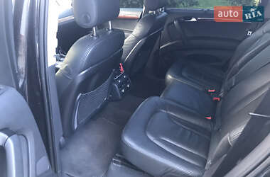 Внедорожник / Кроссовер Audi Q7 2009 в 