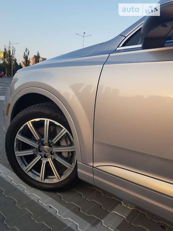 Внедорожник / Кроссовер Audi Q7 2018 в Киеве фото 5 Внедорожник / Кроссовер Audi Q7 2018 в Киеве