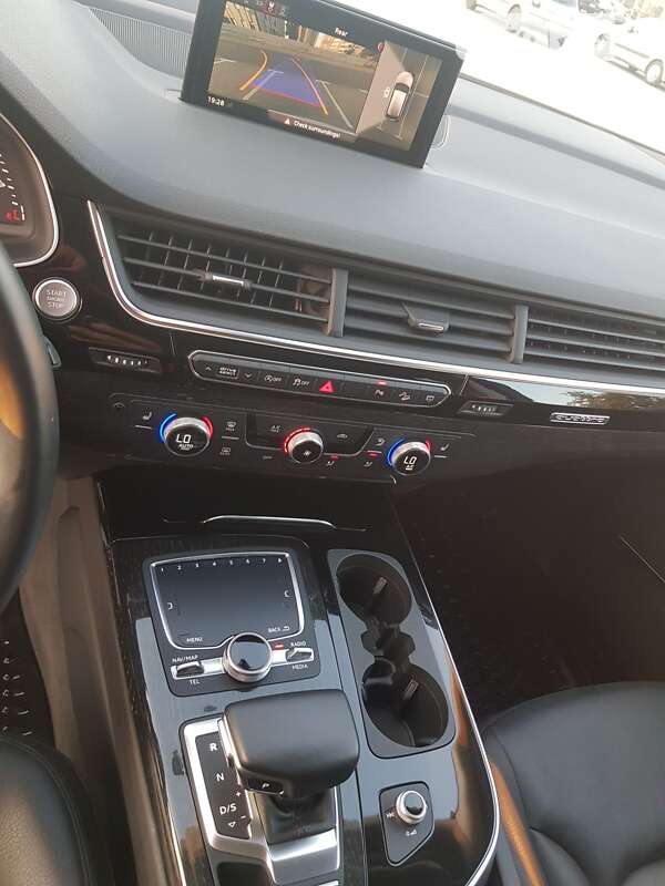 Внедорожник / Кроссовер Audi Q7 2018 в Киеве фото 20 Внедорожник / Кроссовер Audi Q7 2018 в Киеве