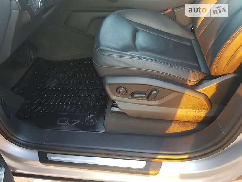 Внедорожник / Кроссовер Audi Q7 2018 в Киеве фото 52 Внедорожник / Кроссовер Audi Q7 2018 в Киеве
