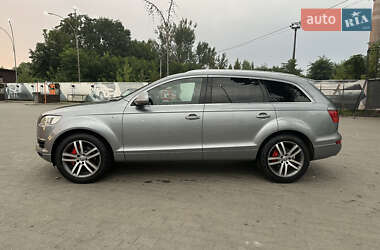 Внедорожник / Кроссовер Audi Q7 2006 в Черновцах