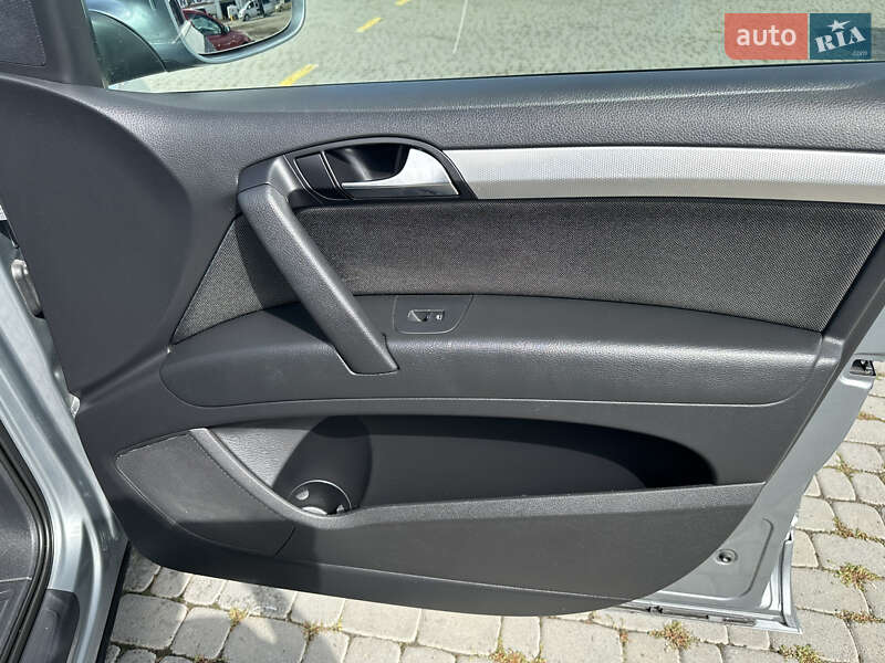 Внедорожник / Кроссовер Audi Q7 2006 в Черновцах фото 12 Внедорожник / Кроссовер Audi Q7 2006 в Черновцах