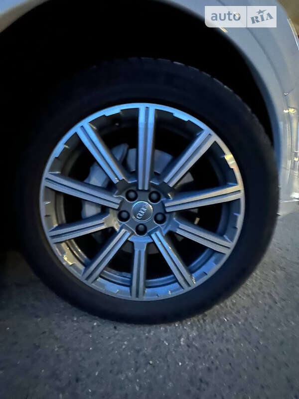 Позашляховик / Кросовер Audi Q7 2017 в Львові фото 12 Позашляховик / Кросовер Audi Q7 2017 в Львові