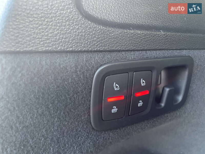 Позашляховик / Кросовер Audi Q7 2016 в Бродах