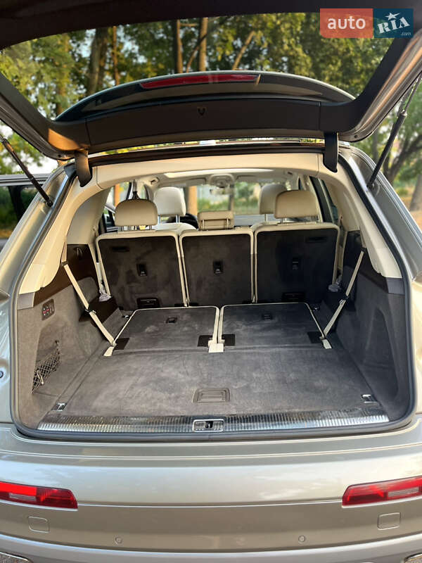 Внедорожник / Кроссовер Audi Q7 2017 в Кривом Роге фото 30 Внедорожник / Кроссовер Audi Q7 2017 в Кривом Роге