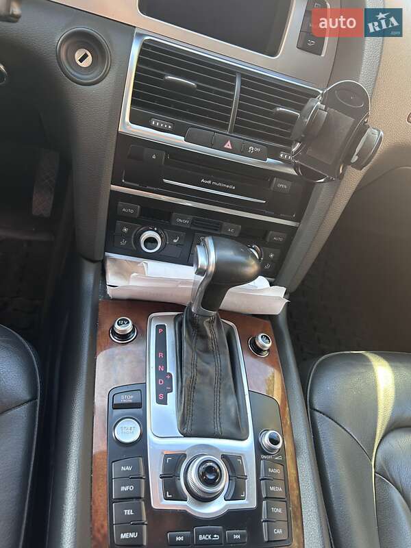 Внедорожник / Кроссовер Audi Q7 2014 в Виннице