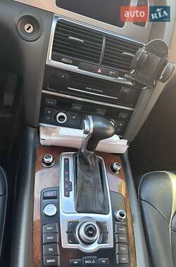 Внедорожник / Кроссовер Audi Q7 2014 в 