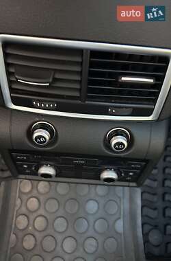 Внедорожник / Кроссовер Audi Q7 2014 в 