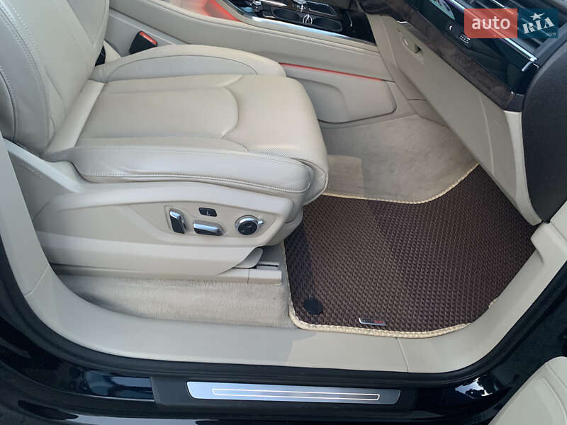 Внедорожник / Кроссовер Audi Q7 2017 в Виннице