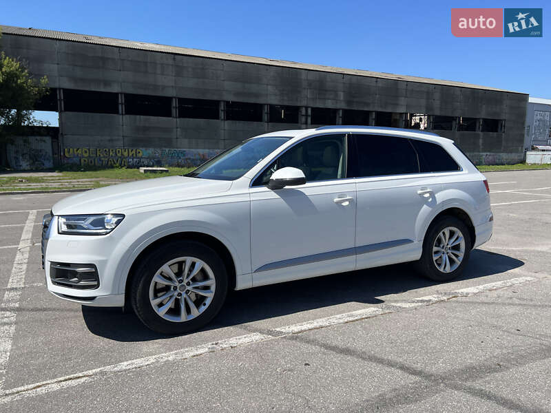 Позашляховик / Кросовер Audi Q7 2018 в Полтаві фото 13 Позашляховик / Кросовер Audi Q7 2018 в Полтаві