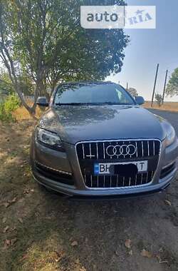 Audi Q7 2011