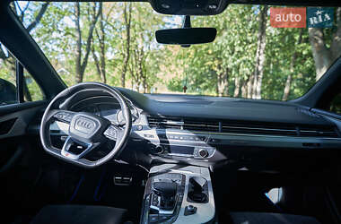 Внедорожник / Кроссовер Audi Q7 2016 в Хмельницком
