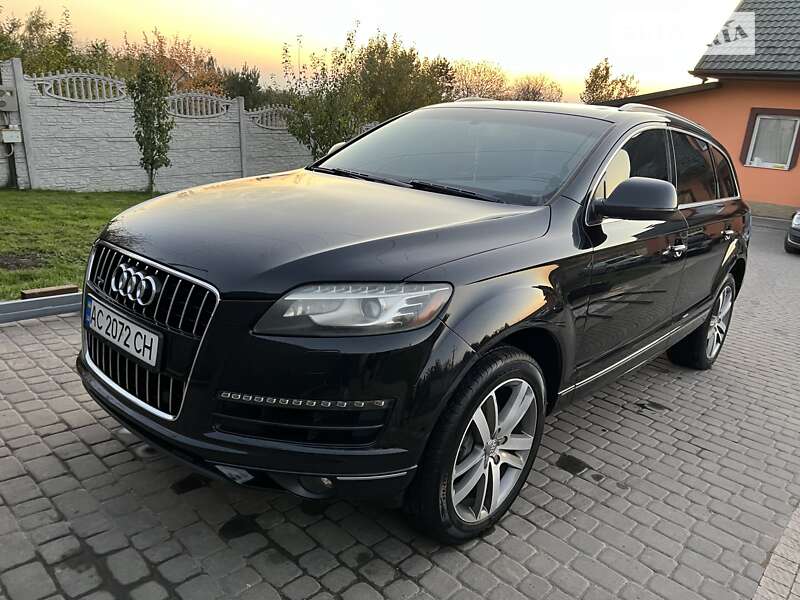 Внедорожник / Кроссовер Audi Q7 2012 в Нововолынске