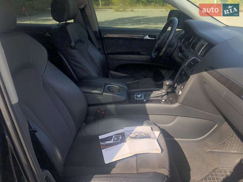 Внедорожник / Кроссовер Audi Q7 2015 в Днепре