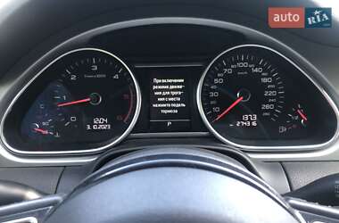 Позашляховик / Кросовер Audi Q7 2015 в 