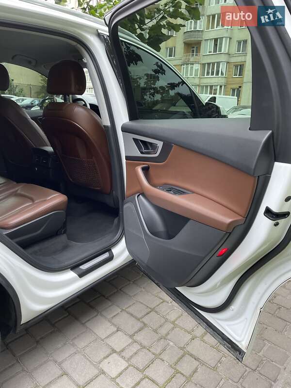 Внедорожник / Кроссовер Audi Q7 2017 в Львове