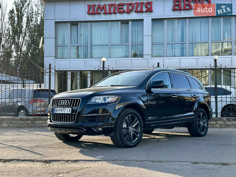 Внедорожник / Кроссовер Audi Q7 2013 в Одессе
