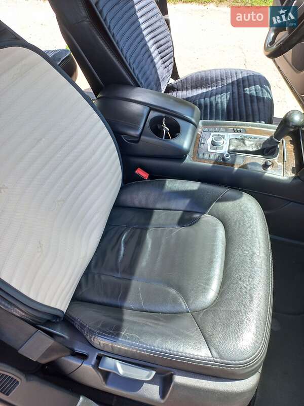 Внедорожник / Кроссовер Audi Q7 2007 в Киеве