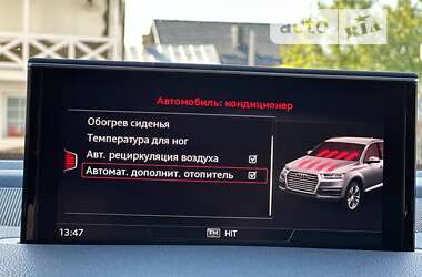 Позашляховик / Кросовер Audi Q7 2017 в 
