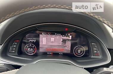Позашляховик / Кросовер Audi Q7 2017 в 