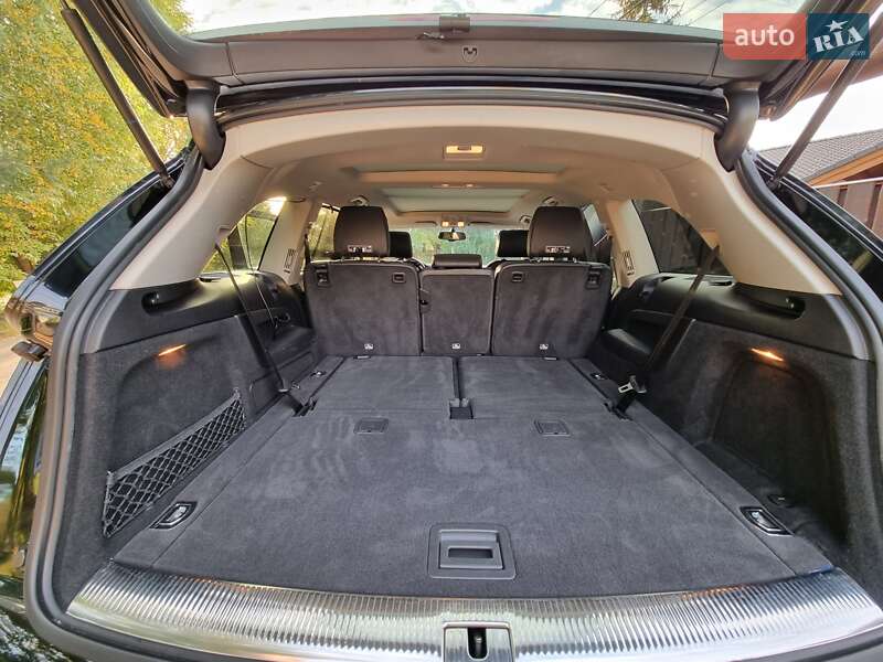 Позашляховик / Кросовер Audi Q7 2015 в Києві