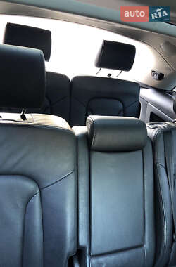 Внедорожник / Кроссовер Audi Q7 2013 в 