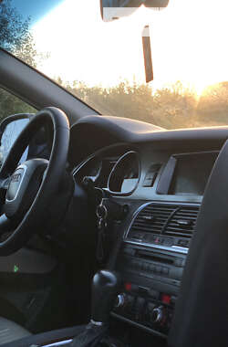 Внедорожник / Кроссовер Audi Q7 2007 в 