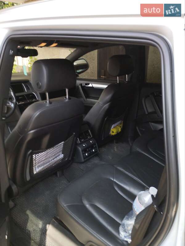 Позашляховик / Кросовер Audi Q7 2011 в Одесі фото 10 Позашляховик / Кросовер Audi Q7 2011 в Одесі