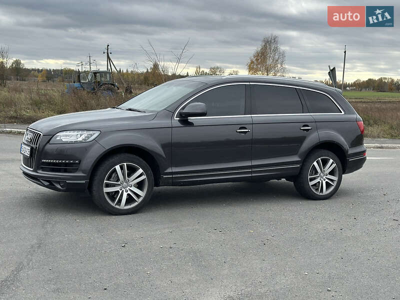 Позашляховик / Кросовер Audi Q7 2012 в Ніжині