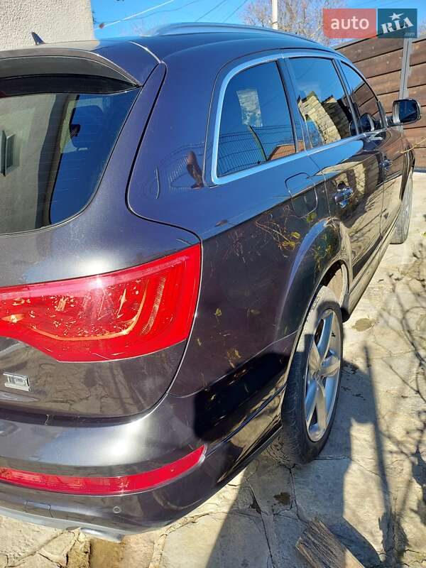 Внедорожник / Кроссовер Audi Q7 2012 в Каменец-Подольском