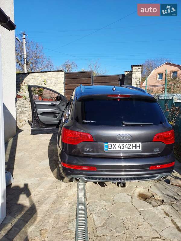 Внедорожник / Кроссовер Audi Q7 2012 в Каменец-Подольском