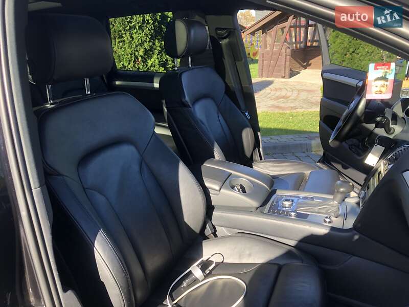 Позашляховик / Кросовер Audi Q7 2015 в Коломиї