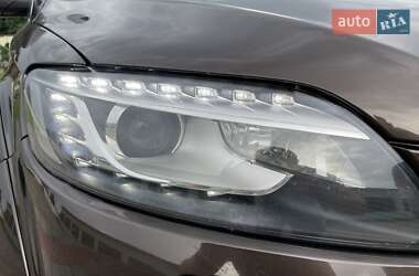 Внедорожник / Кроссовер Audi Q7 2014 в 