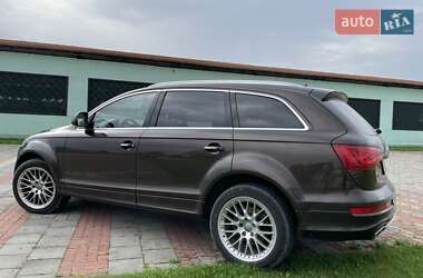 Внедорожник / Кроссовер Audi Q7 2014 в 